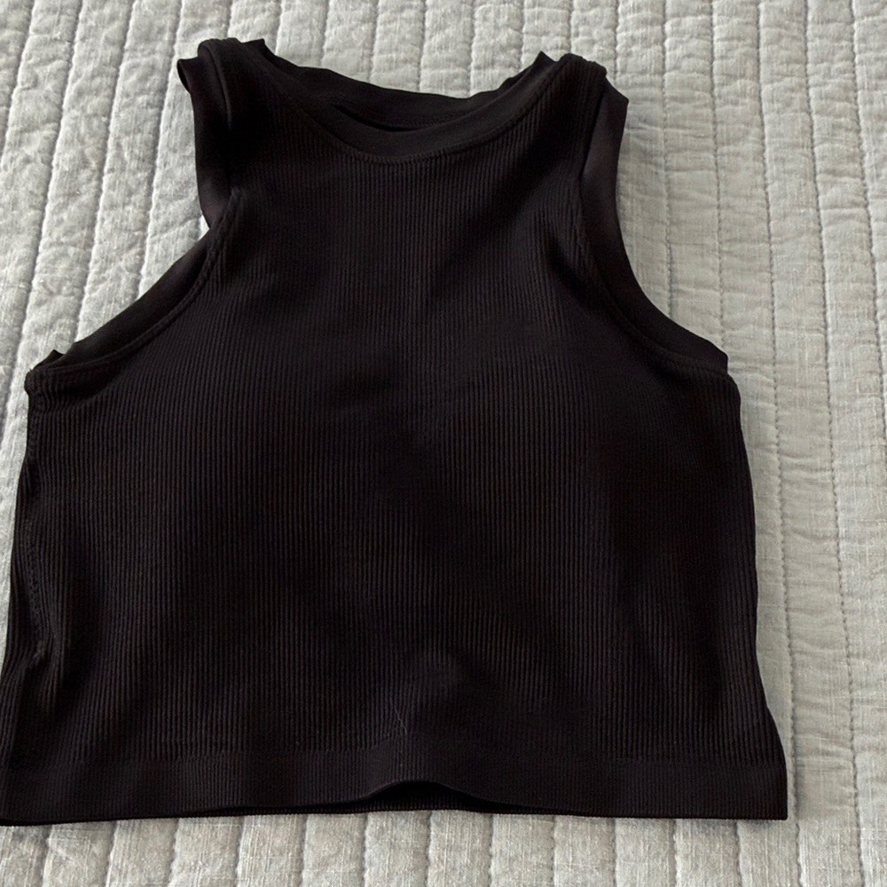 Ribbed High-Neck Sports Crop — Cream & Black - Picture 3 of 7